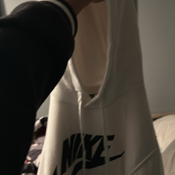 Small Nike Hoodie NO STAINS - Picture 4 of 5